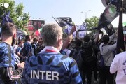 Festa Inter, i tifosi fuori dallo stadio di San Siro