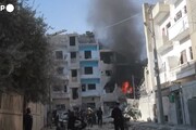 Siria, ancora attacchi sui ribelli a Idlib