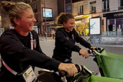 Errani-Paolini, prima della finale (vinta) in bici per Parigi