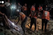 Raid israeliano su una tendopoli a Khan Yunis, decine di morti