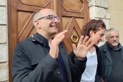 Ascoli, la solidarieta' di Ricci alla panetteria antifascista di Lorenza