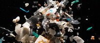 Microplastiche (fonte: Chesapeake Bay Program da Flickr CC BY-NC 2.0)