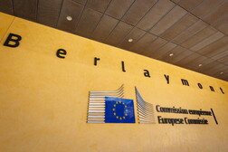 Commissione europea: "Il mercato unico porto sicuro in un clima incerto"