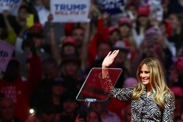 Melania Trump al comizio di Trump a New York