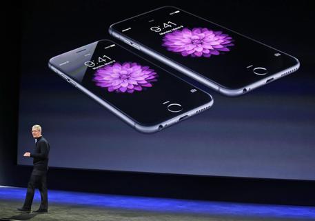 Apple © AP