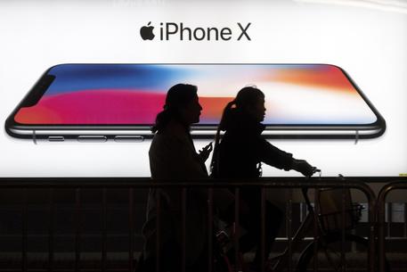 Apple-iPhone X © AP