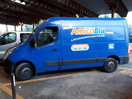 Migranti: 40 persone fermate al traforo del Monte Bianco © ANSA
