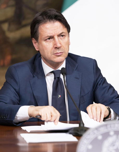 Il premier, Giuseppe Conte © EPA
