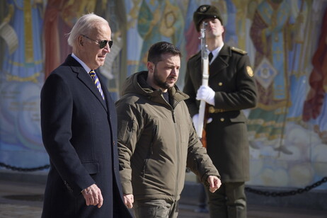 US President Biden meets Ukraine's President Zelensky in Kyiv