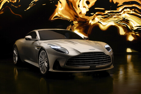 Aston Martin DB12 Goldfinger Edition