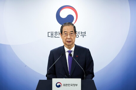 South Korean Acting President Han Duck-soo