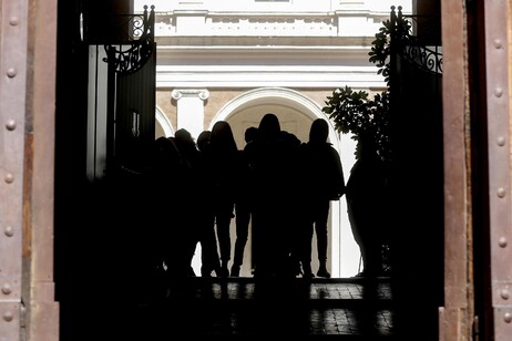 Ragazzi in un liceo