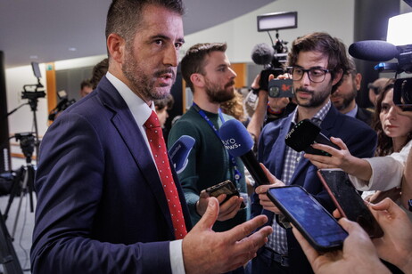 La Lega all'Eurocamera: "Il piano riarmo Ue è illegittimo, von der Leyen bocciata"