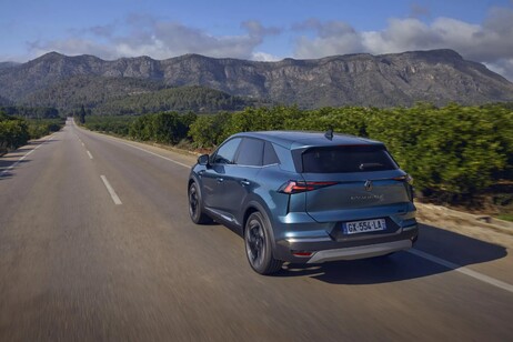 Renault Symbioz, la voiture à vivre ideale per le famiglie