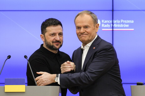 Donald Tusk con Volodymyr Zelensky