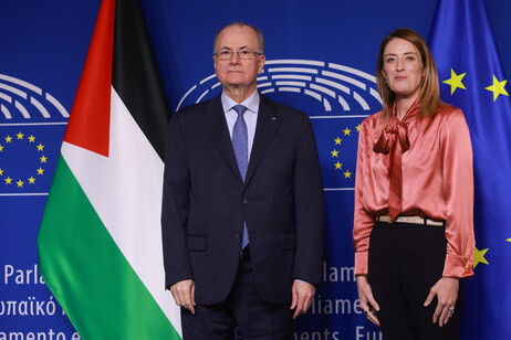 Metsola vede il premier palestinese: "L'accordo fermi il conflitto"