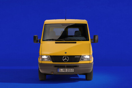 Trent'anni con il van Mercedes Benz Sprinter