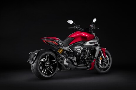 Ducati XDiavel V4