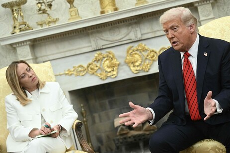 Le Soir: "Giorgia Meloni apripista alla Casa Bianca"