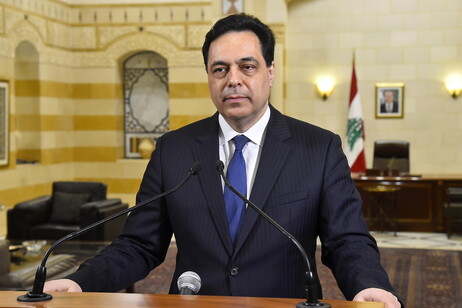 Hassan Diab all'epoca in cui era premier del Libano