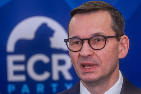 Morawiecki: "Con cordone sanitario c'è il 30-40% europei"