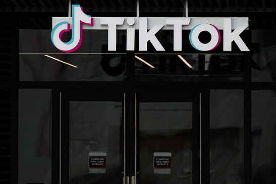 Multa Irlanda da 530 milioni a TikTok per invio dati in Cina