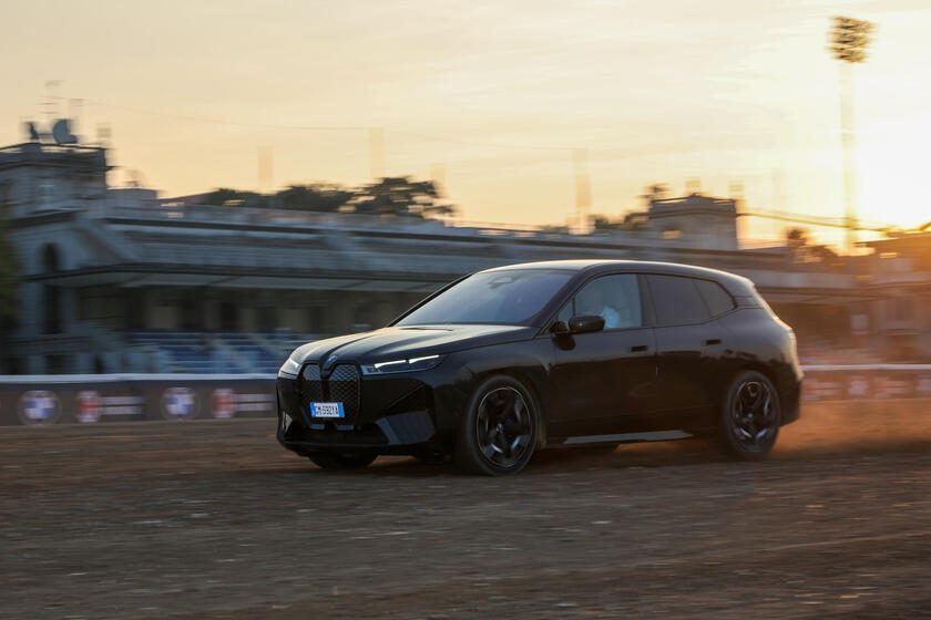 Bmw e AC Milan © ANSA/Bmw