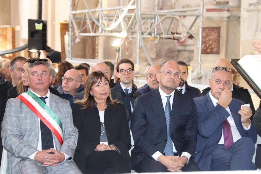 A sette anni dal sisma la messa torna nella Basilica Norcia - RIPRODUZIONE RISERVATA