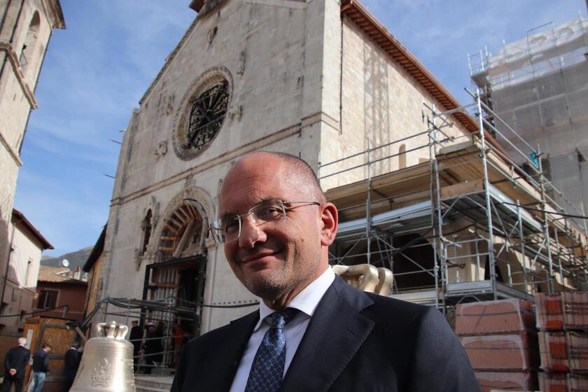 A sette anni dal sisma la messa torna nella Basilica Norcia - RIPRODUZIONE RISERVATA