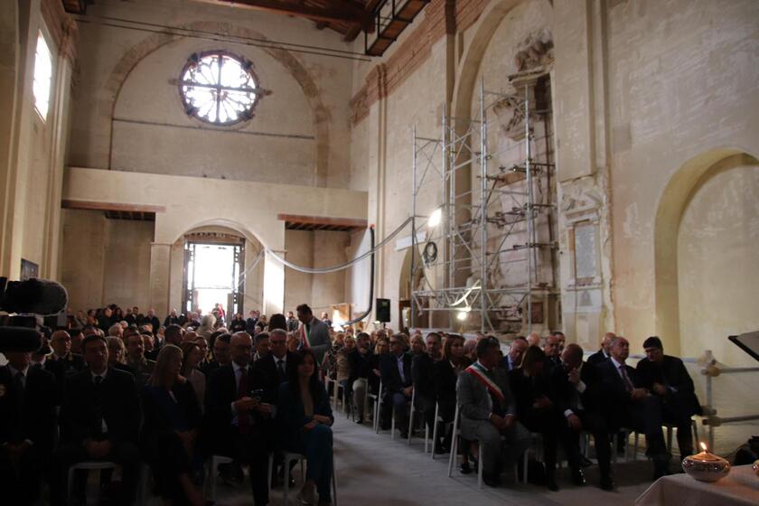 A sette anni dal sisma la messa torna nella Basilica Norcia - RIPRODUZIONE RISERVATA
