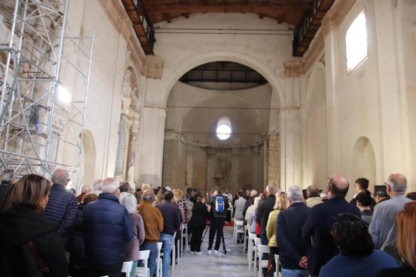 A sette anni dal sisma la messa torna nella Basilica Norcia - RIPRODUZIONE RISERVATA