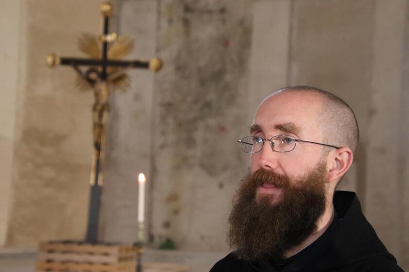 A sette anni dal sisma la messa torna nella Basilica Norcia - RIPRODUZIONE RISERVATA