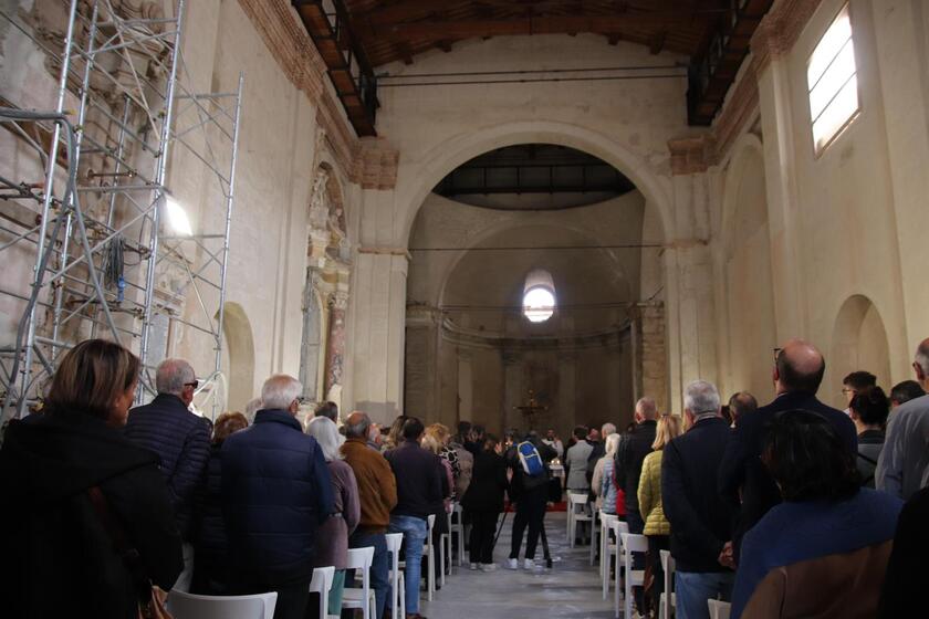 A sette anni dal sisma la messa torna nella Basilica Norcia - RIPRODUZIONE RISERVATA