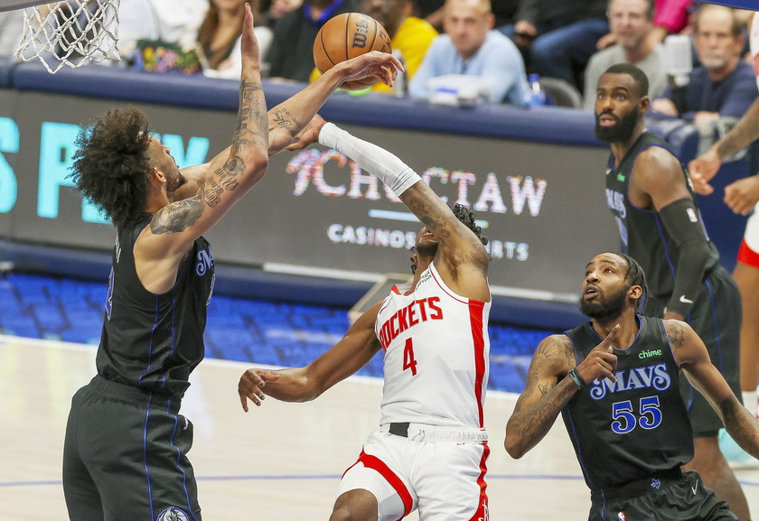 NBA - Houston Rockets at Dallas Mavericks - RIPRODUZIONE RISERVATA