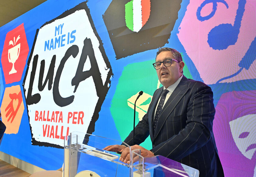 Presentata l 'evento  'My name is Luca. Ballata per Vialli ', nel primo anniversario della scomparsa di Gianluca Vialli - RIPRODUZIONE RISERVATA