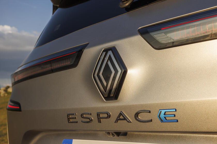 Nuovo Renault Espace - RIPRODUZIONE RISERVATA