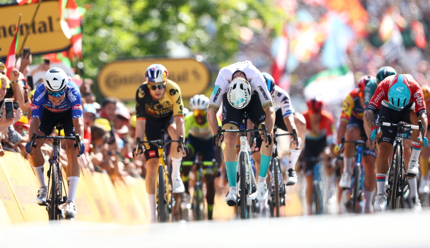 Tour de France 2023 - Stage 3 - RIPRODUZIONE RISERVATA