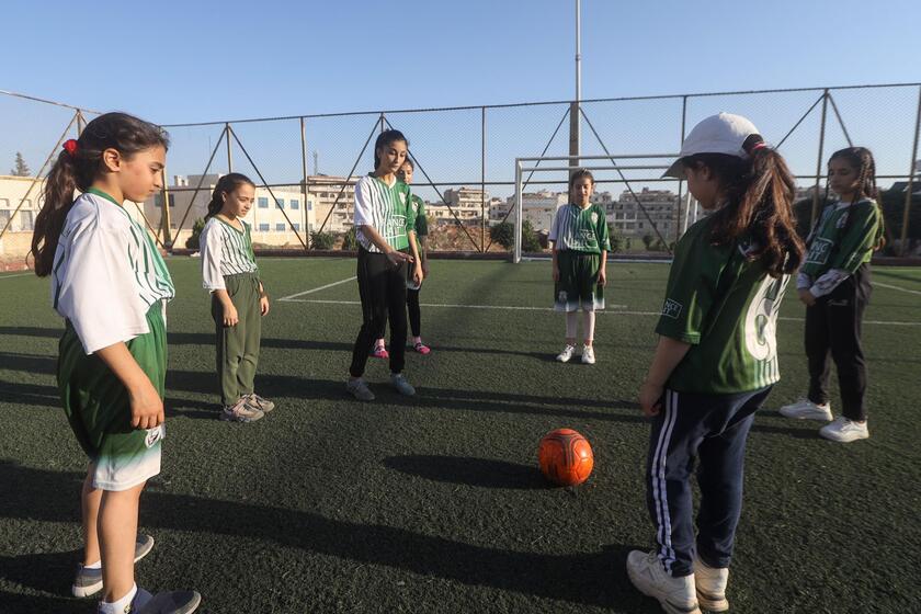 TOPSHOT-SYRIA-SPORTS-FOOTBALL-WOMEN © ANSA/AFP