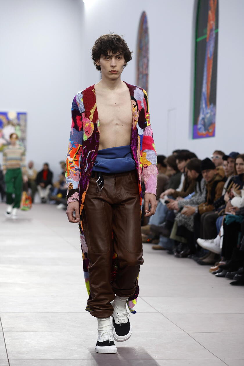 Loewe - Runway - Paris Men 's Fashion Week Fall/Winter 2024/2025 © ANSA/EPA