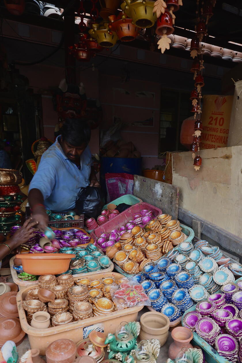 Preparations for India's festival of lights Diwali in Bangalore