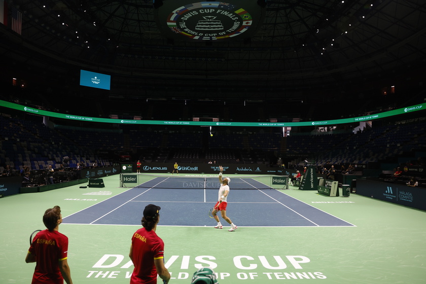 Spanish team prepares for Davis Cup finals