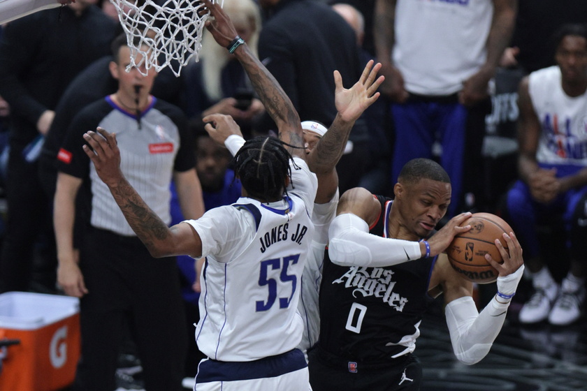 NBA Playoffs - Dallas Mavericks at Los Angeles Clippers