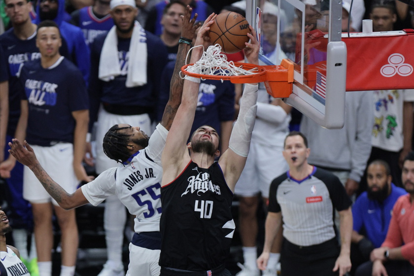 NBA Playoffs - Dallas Mavericks at Los Angeles Clippers