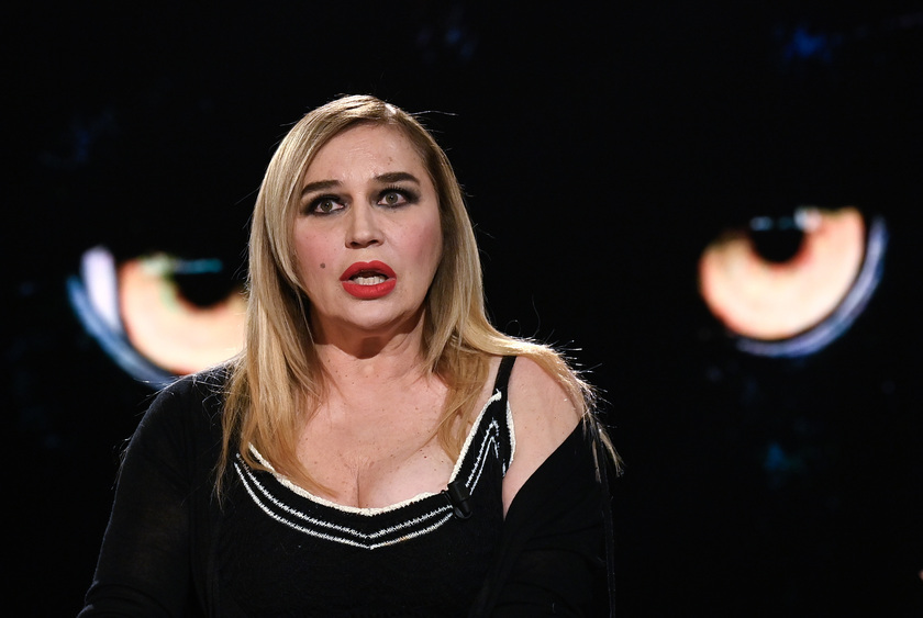 Tv: Rai; Lory Del Santo ospite di Belve