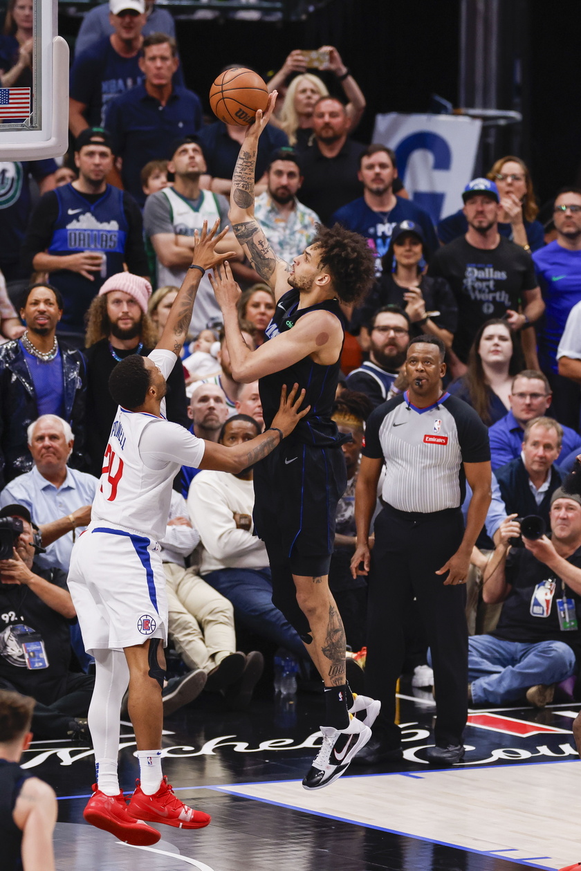 NBA Playoffs - Los Angeles Clippers at Dallas Mavericks