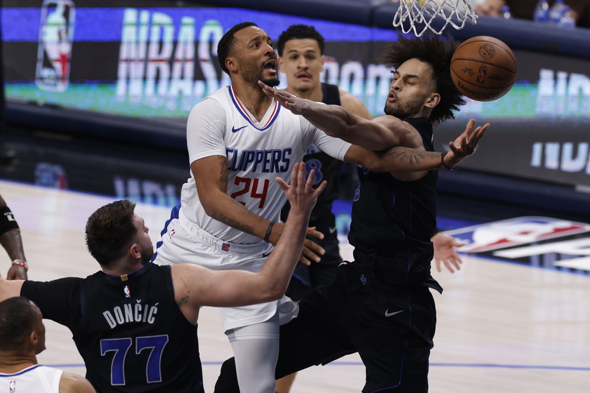 NBA Playoffs - Los Angeles Clippers at Dallas Mavericks