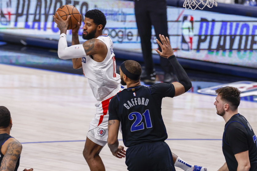 NBA Playoffs - Los Angeles Clippers at Dallas Mavericks