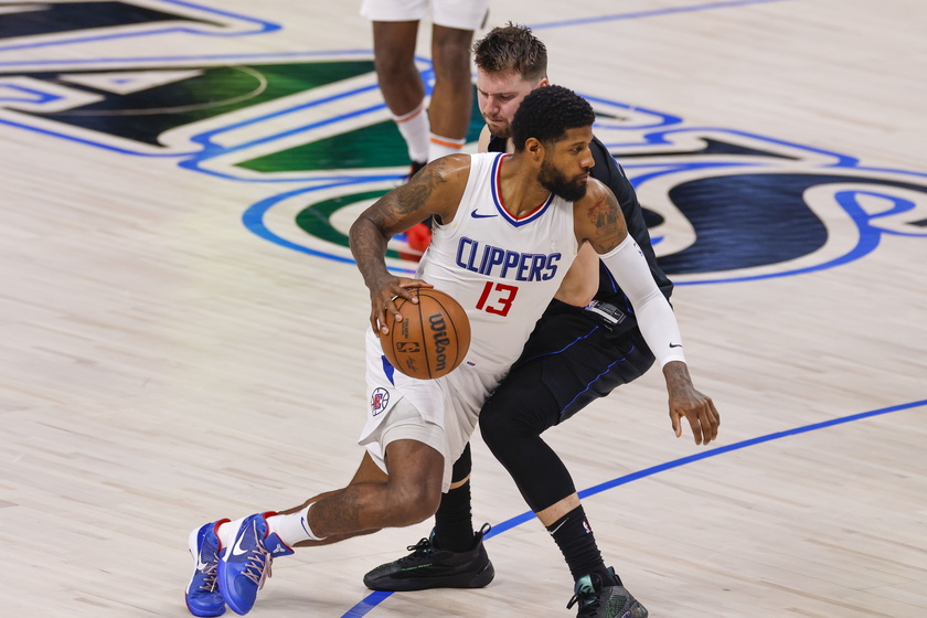 NBA Playoffs - Los Angeles Clippers at Dallas Mavericks