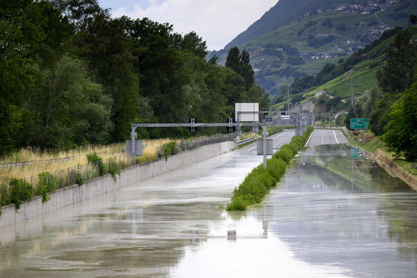 Nubifragi in Svizzera, vari dispersi nel Canton Ticino