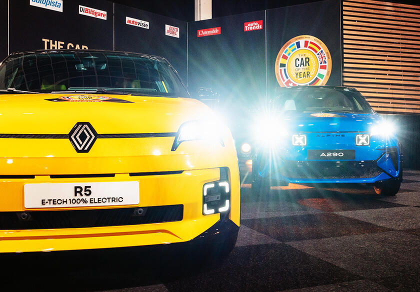 Vittoria della Renault 5 al The Car of the Year 2025